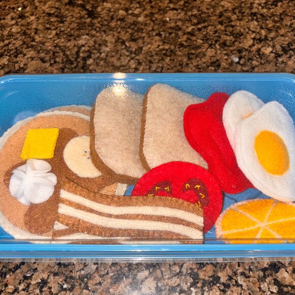 PLAY FOOD --- FELT --- BREAKFAST ITEMS - Picture 15 of 15